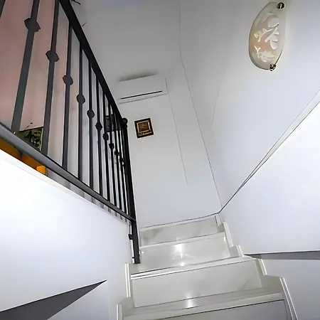 Apartment Junto Al Mar Con Piscina Y Wi-fi Gratis - Es-180-73 *
