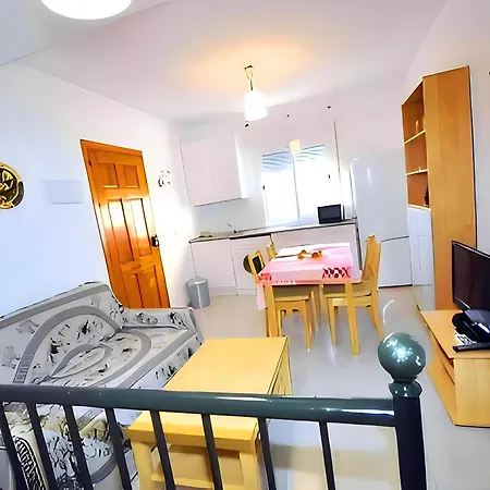 Junto Al Mar Con Piscina Y Wi-fi Gratis - Es-180-73 Apartment *